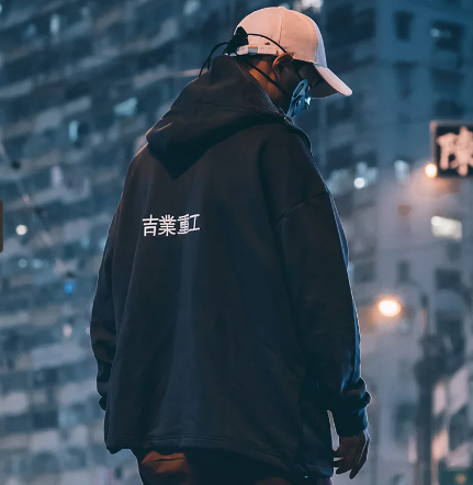 Ensemble reflechissant homme sale