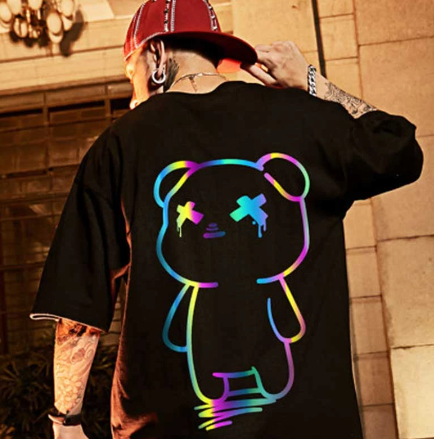 t shirt avec nounours reflechissant dans le dos